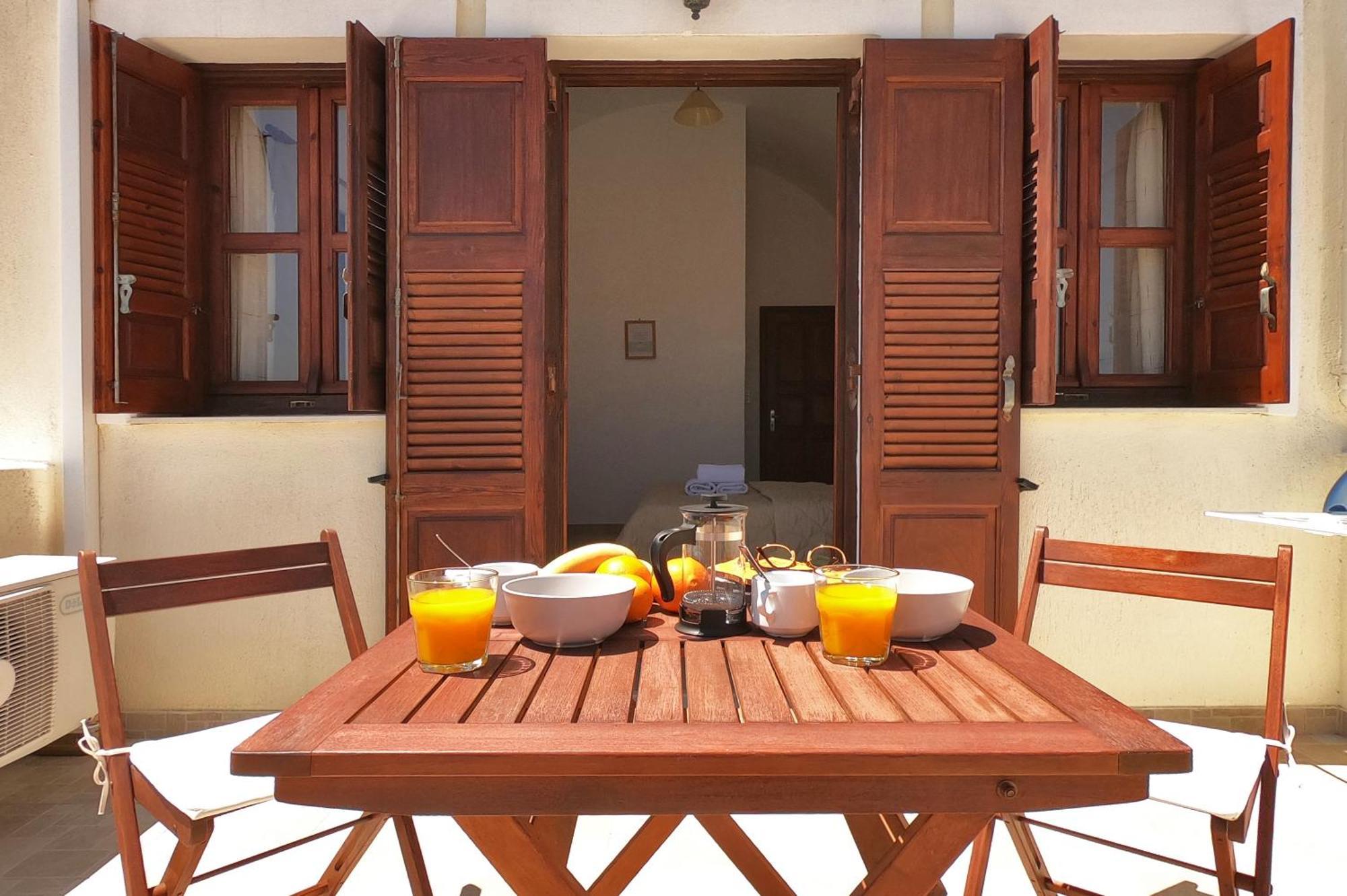 Almyra Villa Perissa  Quarto foto
